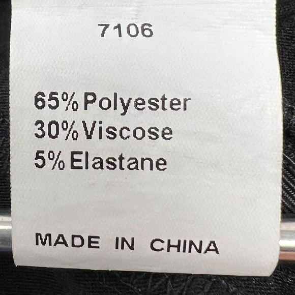 Elegant Black Sleeveless Jumpsuit - Picture 13 of 13